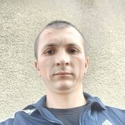  ,  Vasile, 33
