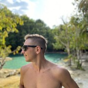  ,   Viktor, 28 ,   ,   