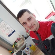  ,  Roman, 30