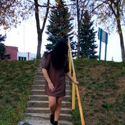  ,   Elena, 32 ,  