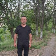  ,  Xachik, 44