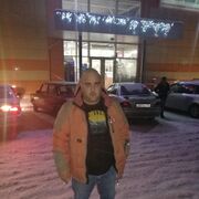  ,  Vage, 46