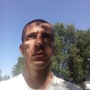  ,  Serj, 38