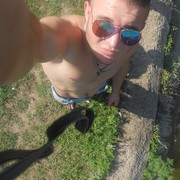  ,  Valentin, 31