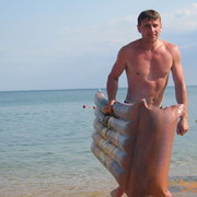  ,   Vova, 47 ,  