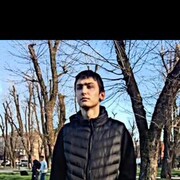  ,  Oleg, 19