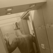  Holon,   , 42 ,   ,   , c 