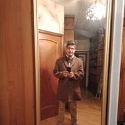  ,  Ernesto, 37
