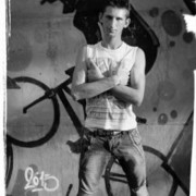  ,   Artem, 30 ,   ,   , c 