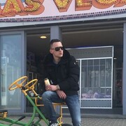  Kall,   Mischa, 28 ,   ,   