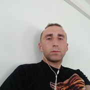  ,   Ivan, 27 ,  