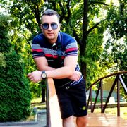  ,  Artur, 34