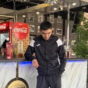  ,   Artur, 34 ,   ,   