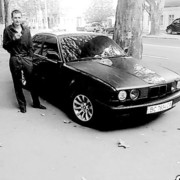  ,  Viktor, 38