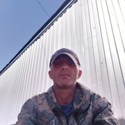  ,   Farhod, 47 ,  