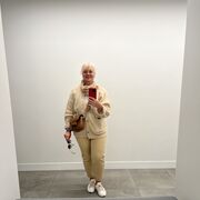  ,   Elena, 54 ,     , c , 