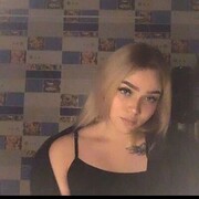  ,  Viktoria, 22