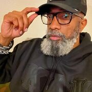  Harcourt,  David, 49