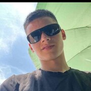  Serville,  Iura, 22