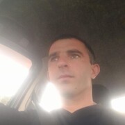  ,   Maxo, 42 ,   ,   