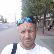  ,   Viktor, 48 ,   