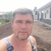  ,  Ru, 45
