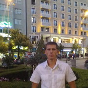  ,   Alex, 40 ,   