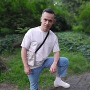  ,  Vitaly, 27