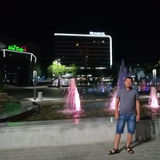  ,  Begzod, 35