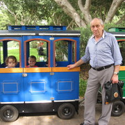  Tel Aviv-Yafo,   Boris, 75 ,   ,   , c 