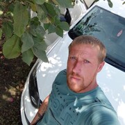  ,   Denis, 34 ,   ,   