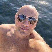  ,   Sami, 44 ,   ,   