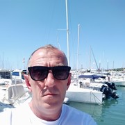  ,   Michal, 54 ,   