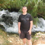  ,   Leoo, 49 ,   ,   , c 
