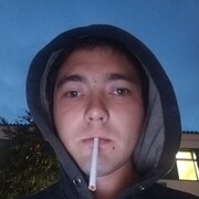  ,  Ivan, 32