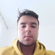  ,  Deivydas, 18