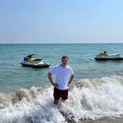  Korfez,  Max, 26