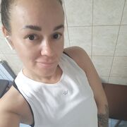  ,  Ksenia, 30