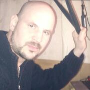  ,   Artur, 41 ,   ,   