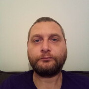  ,  Nik, 44