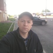  ,   Mikhail, 40 ,   c 