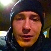  ,  Enzo, 34