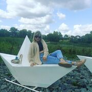  ,   Nina, 42 ,   