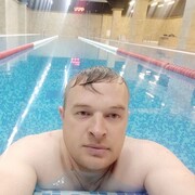  ,   Vitalie, 39 ,   ,   