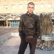  ,   Artur, 33 ,   