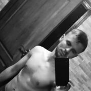  ,  Oleksiy, 22