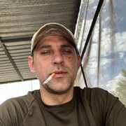 ,  Jeka, 38