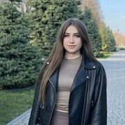  ,  Valentina, 25