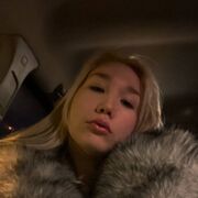  , 