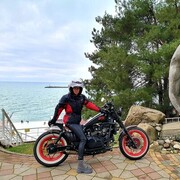  ,   Alexandra, 38 ,   ,   
